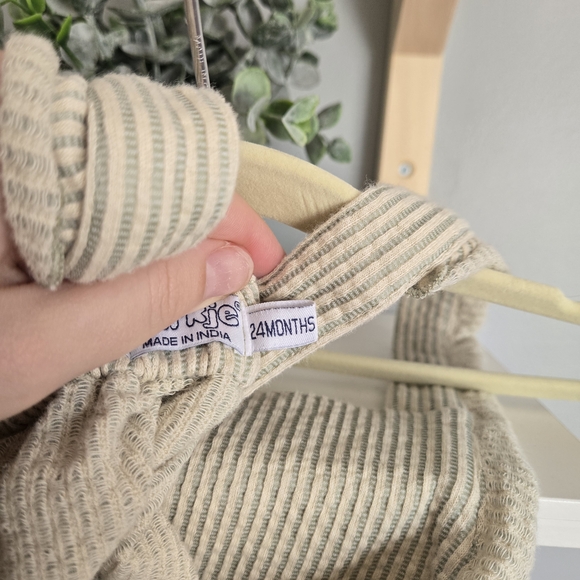 Cream Ruffled Baby Dress - Picture 3 of 4